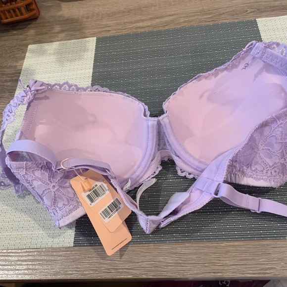 Eves Temptation Bras - Picture 4 of 9